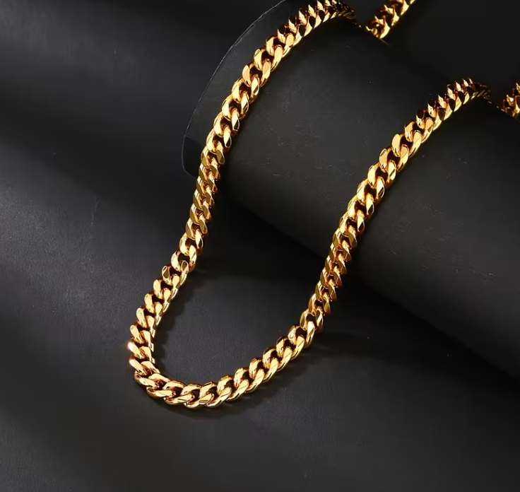 Daisy Philip 10mm Gold cuban link chain